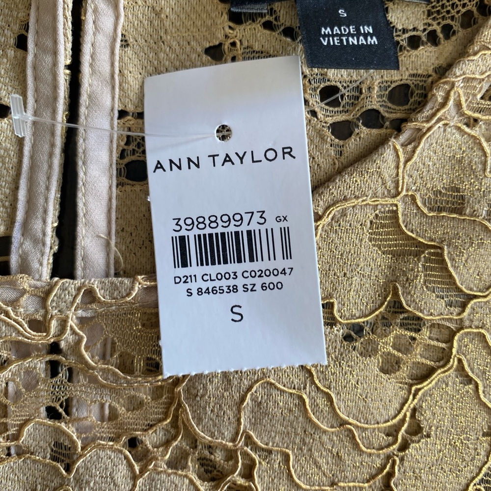 Ann Taylor Gold Lace Blouse size S NWT - Picture 5 of 12